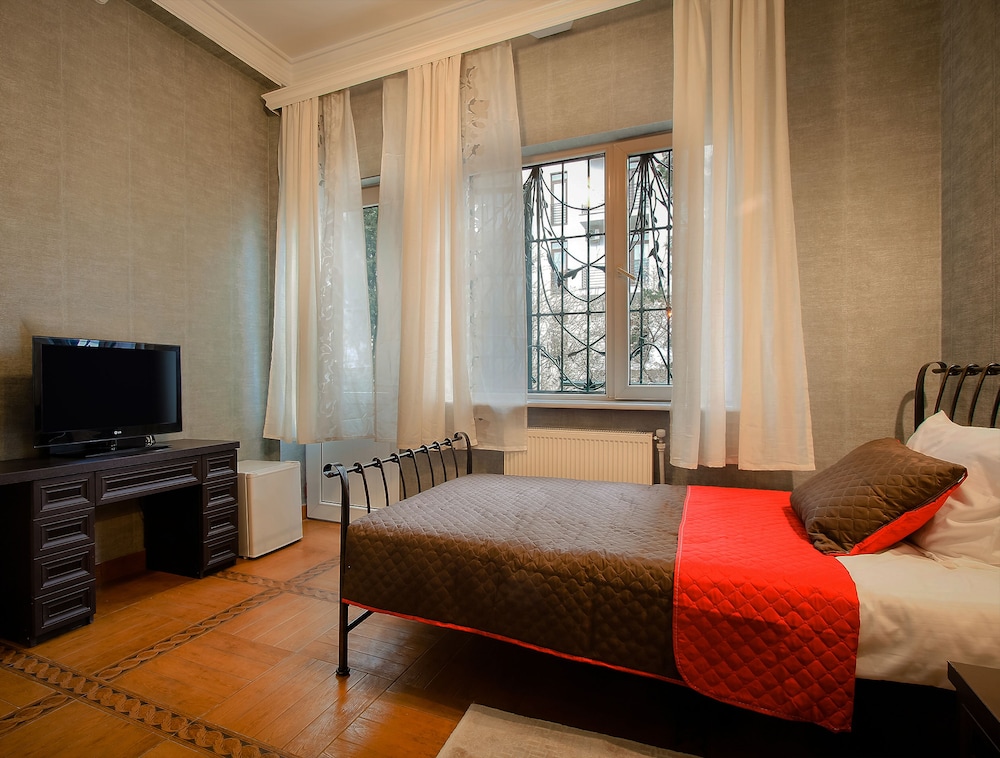 Hotel Tomas House 23/32