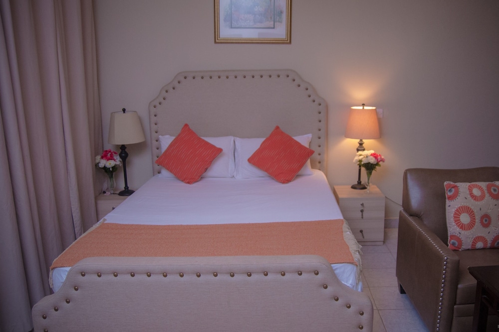 Appiah's Royal Suites 9/45