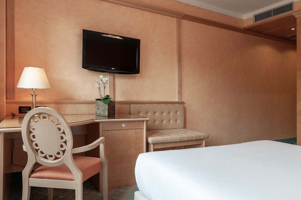 Agora Palace Hotel 26/65