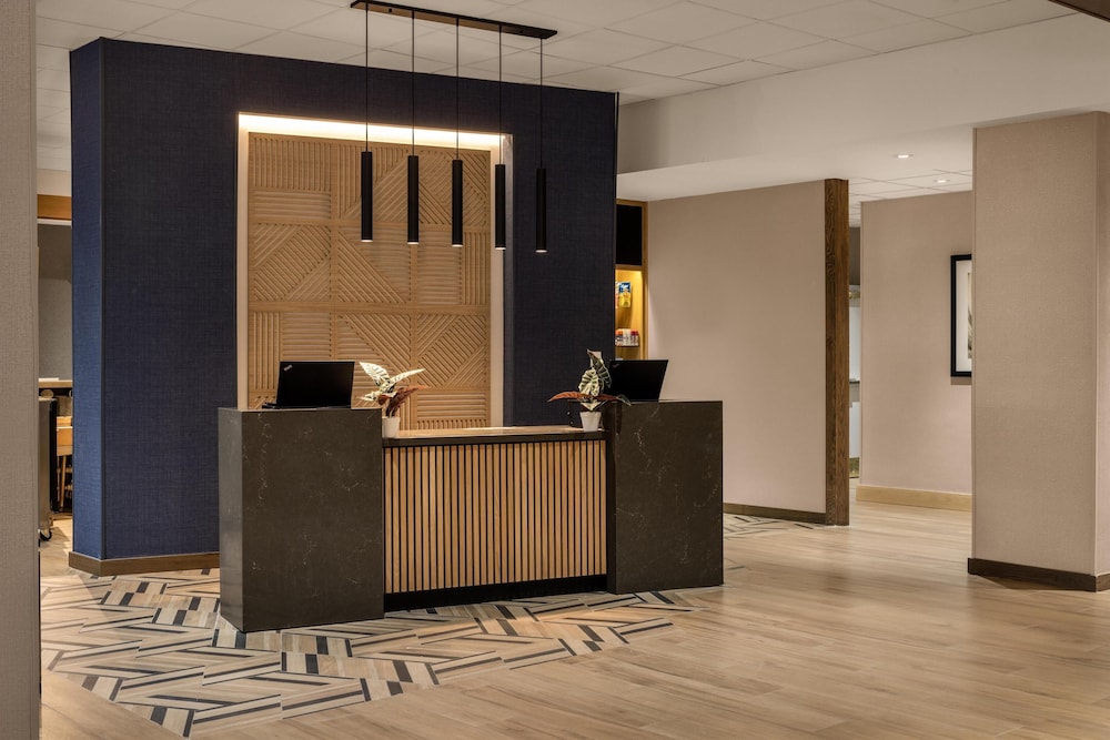 Lobby at Hyatt Place Colorado Springs Garden Of The Gods, COLORADO SPRINGS - CO