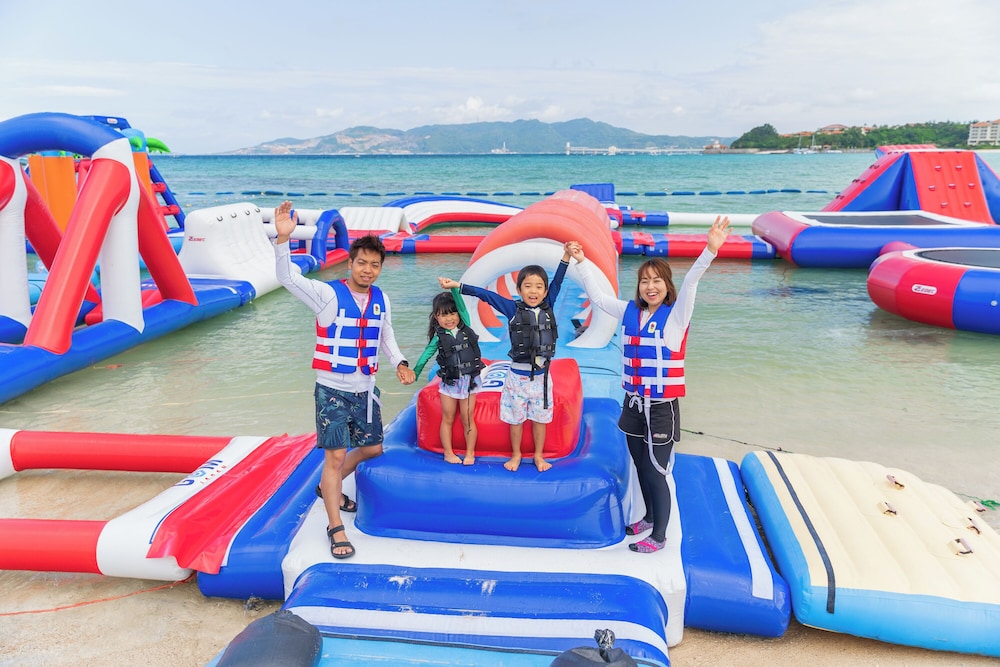 OKINAWA KARIYUSHI LCH.RESORT on The Beach 30/50