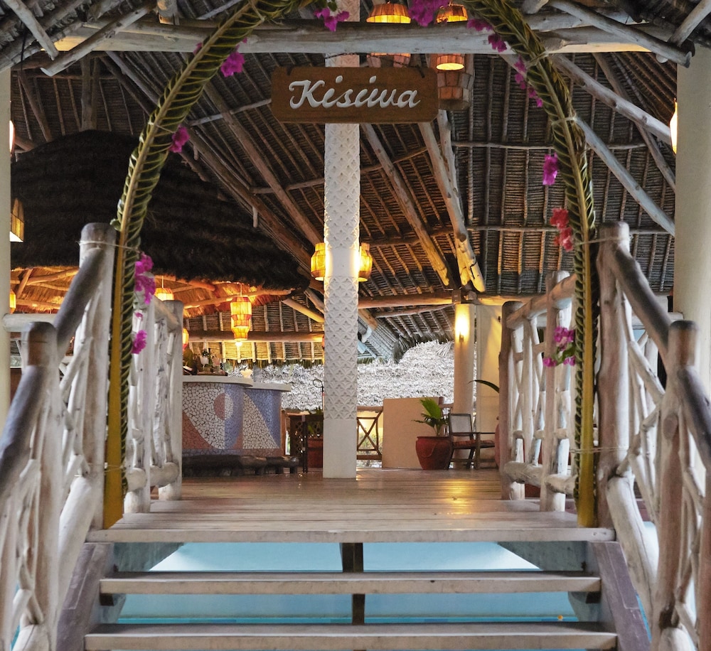 Neptune Palm Beach Boutique Resort & Spa 10/50