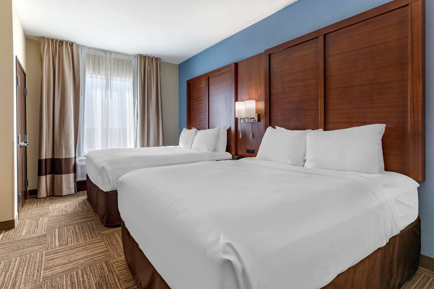 SUITE, 2 QUEEN BEDS, ACCESSIBLE