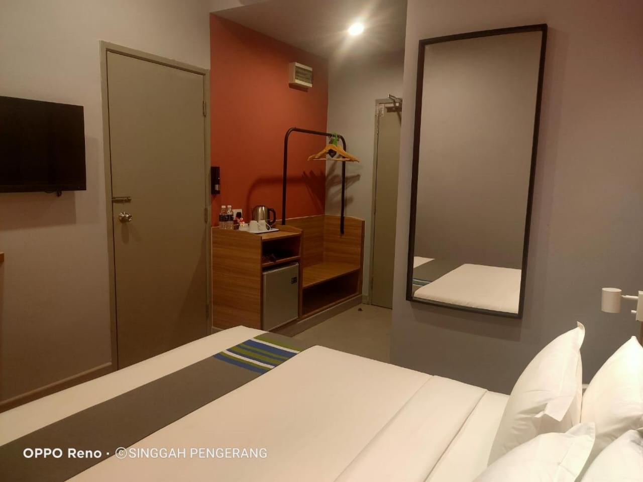 Singgah Pengerang Hotel 48/48