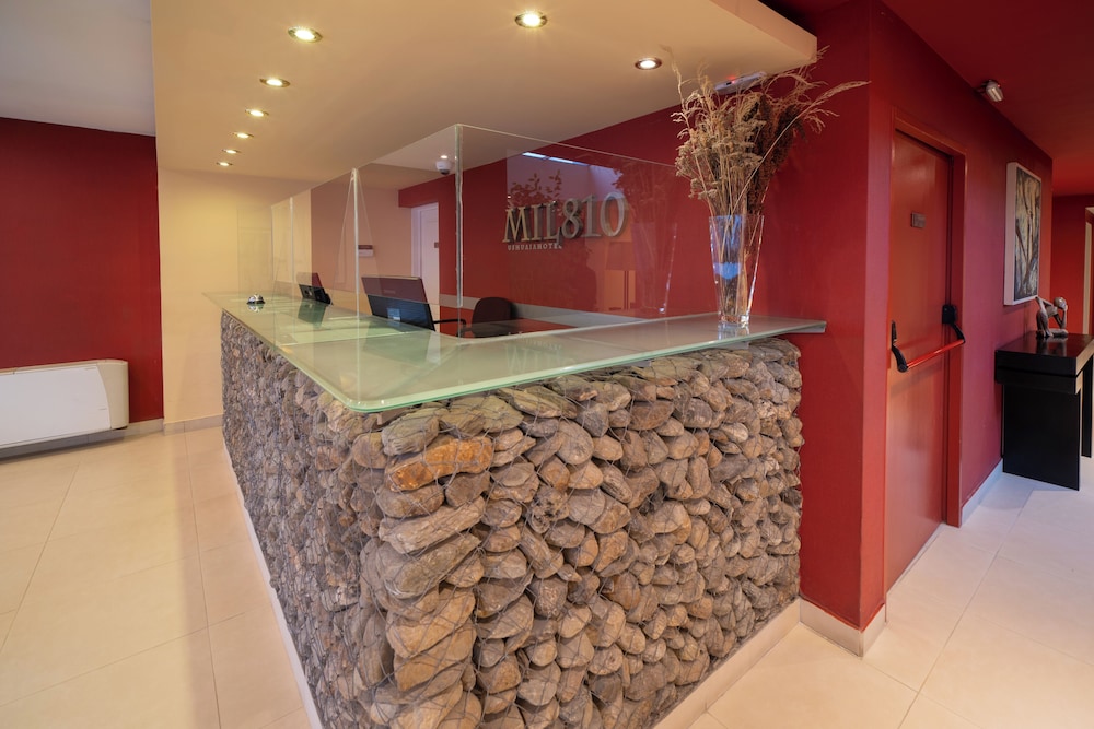Mil 810 Ushuaia Hotel 11/67