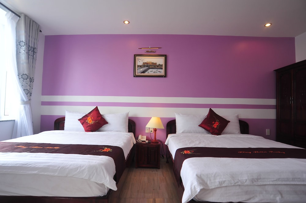 DELUXE, TWIN BEDS, BALCONY