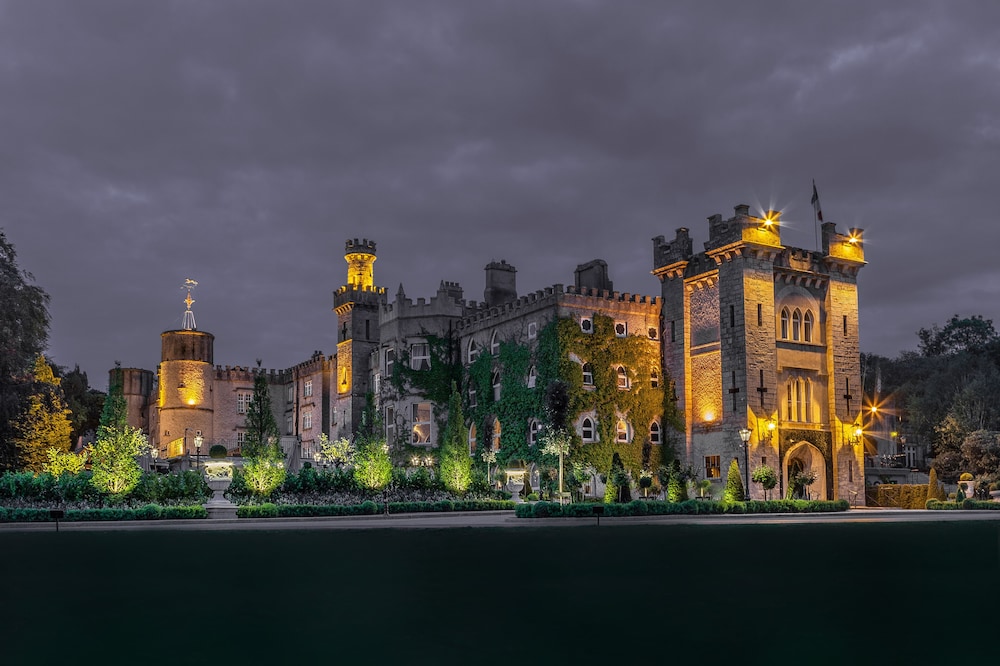 Cabra Castle Hotel 2/50