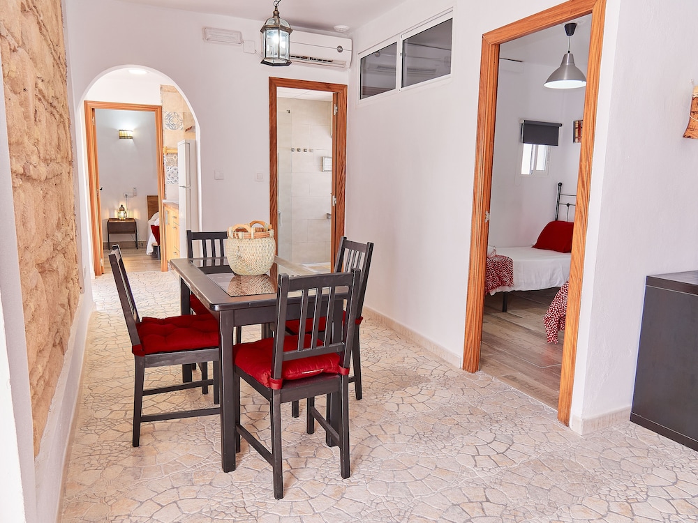 Apartamentos Jerez 65/77