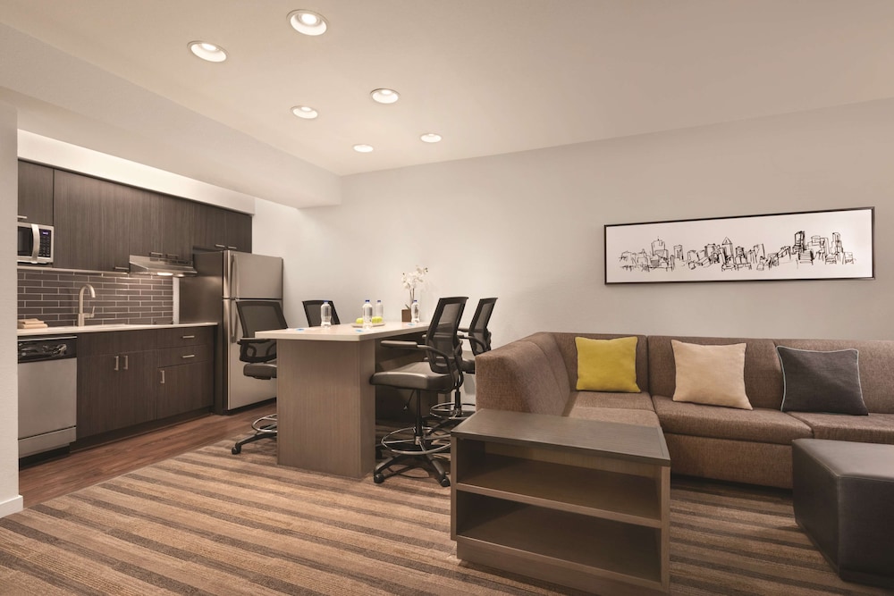 Hyatt House Boston/Burlington 57/72
