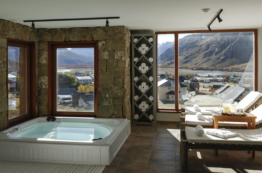Los Cerros del Chalten Boutique Hotel 24/50