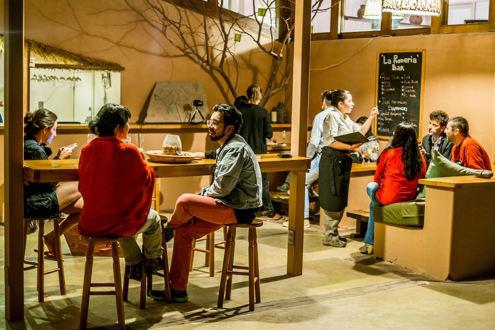 restaurant-cafeteria