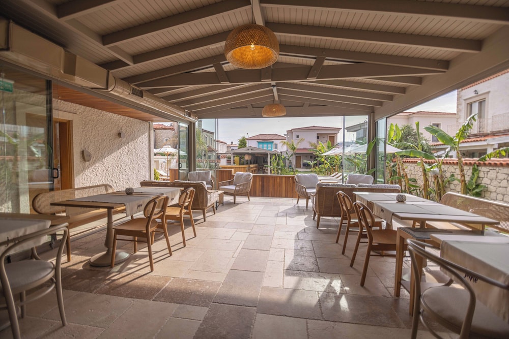 June Hotel Alacati 30/50