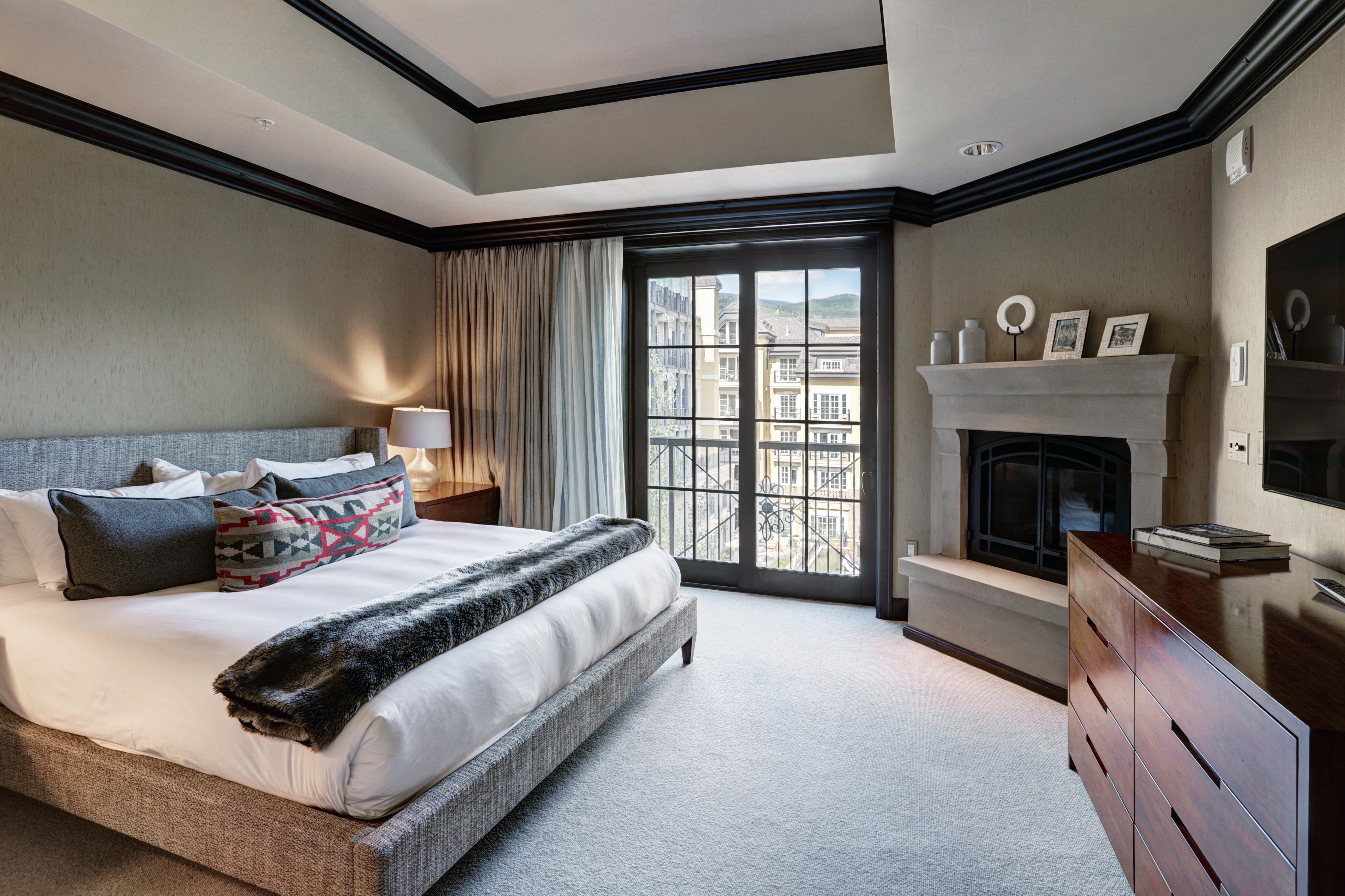 Vail Resorts' Legendary Lodging at Ritz-Carlton Residences 11/50