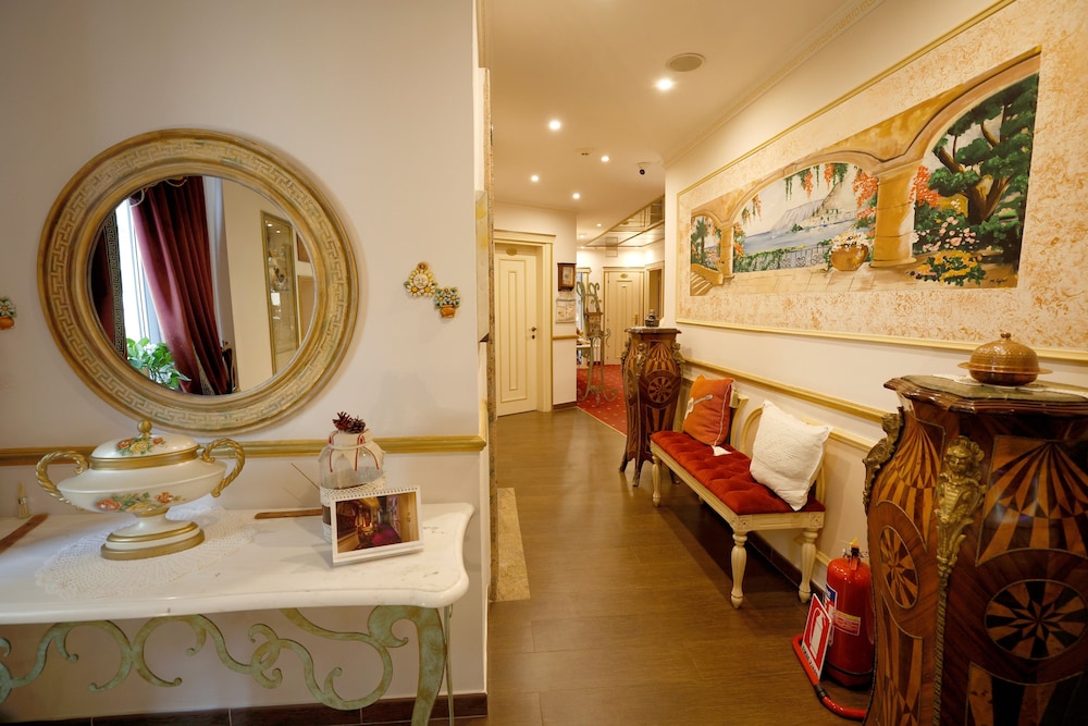 2 Kitarrat Boutique Hotel and Spa 22/34