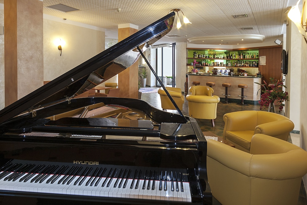 REGENTS HOTEL JESOLO 12/29