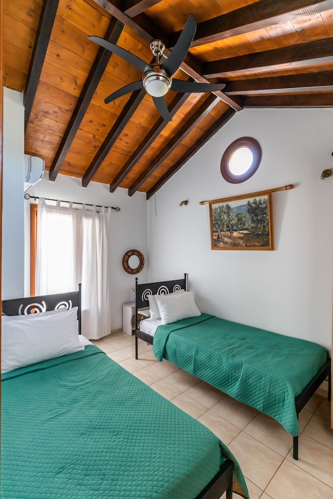 Skopelos Country Villas 14/48