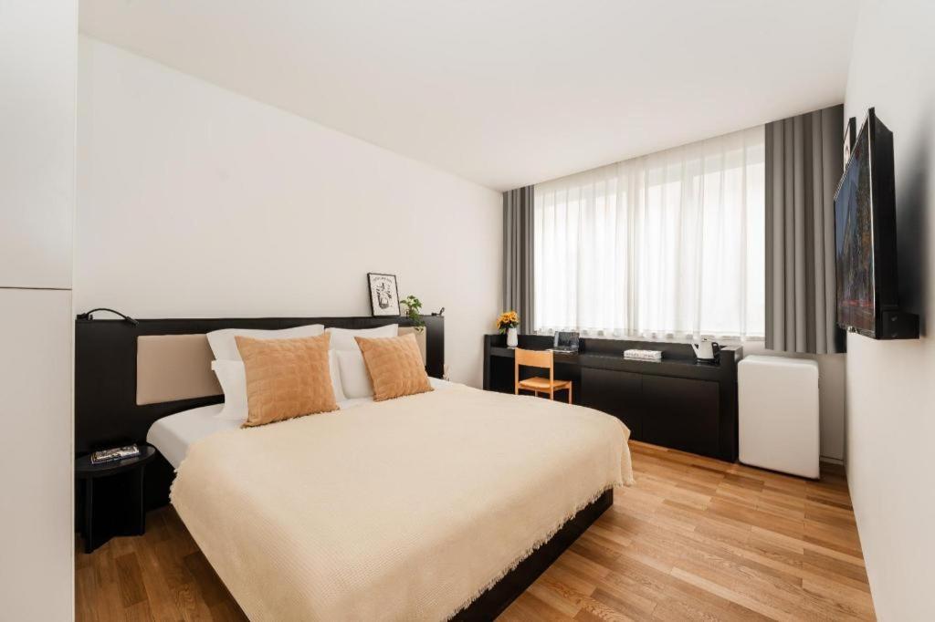 base-WENDING Serviced Apartment 9/35