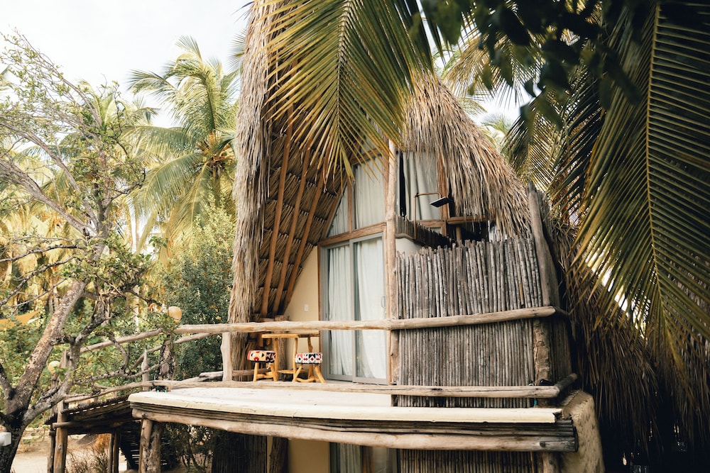 Eteka Slow Beach Hotel - Adults only 5/50