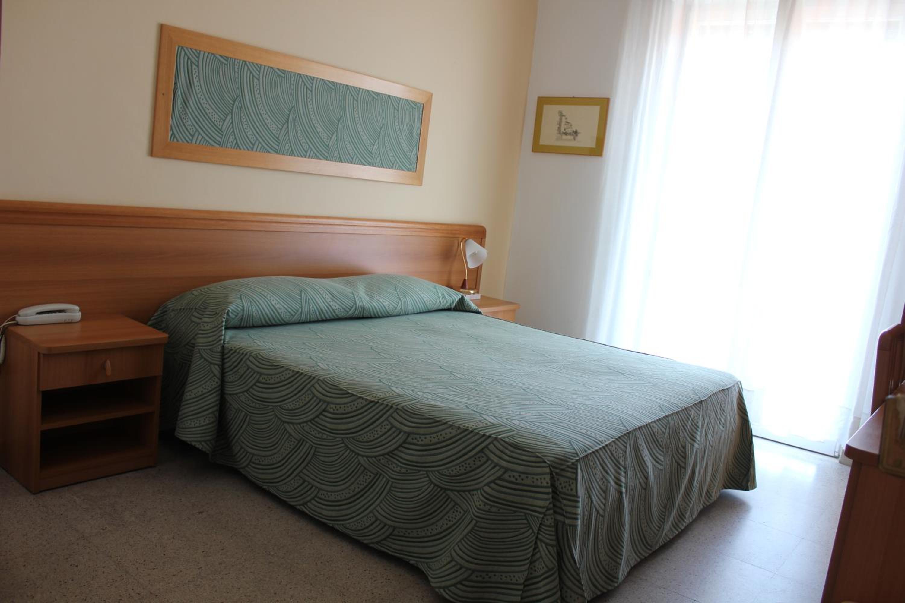 Hotel Venezia Vasto 6/50
