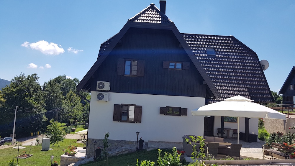 Plitvice Lakes Villa Prica 4/50