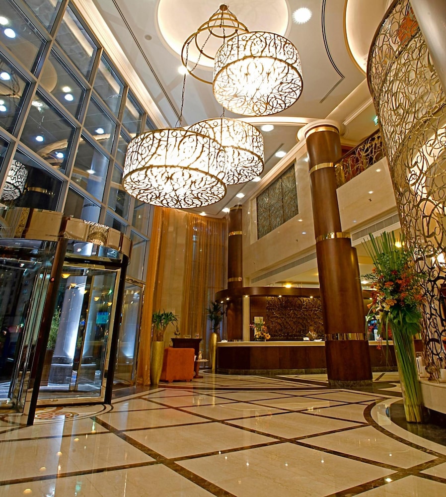 DoubleTree by Hilton Dubai Port Saeed. 8/65