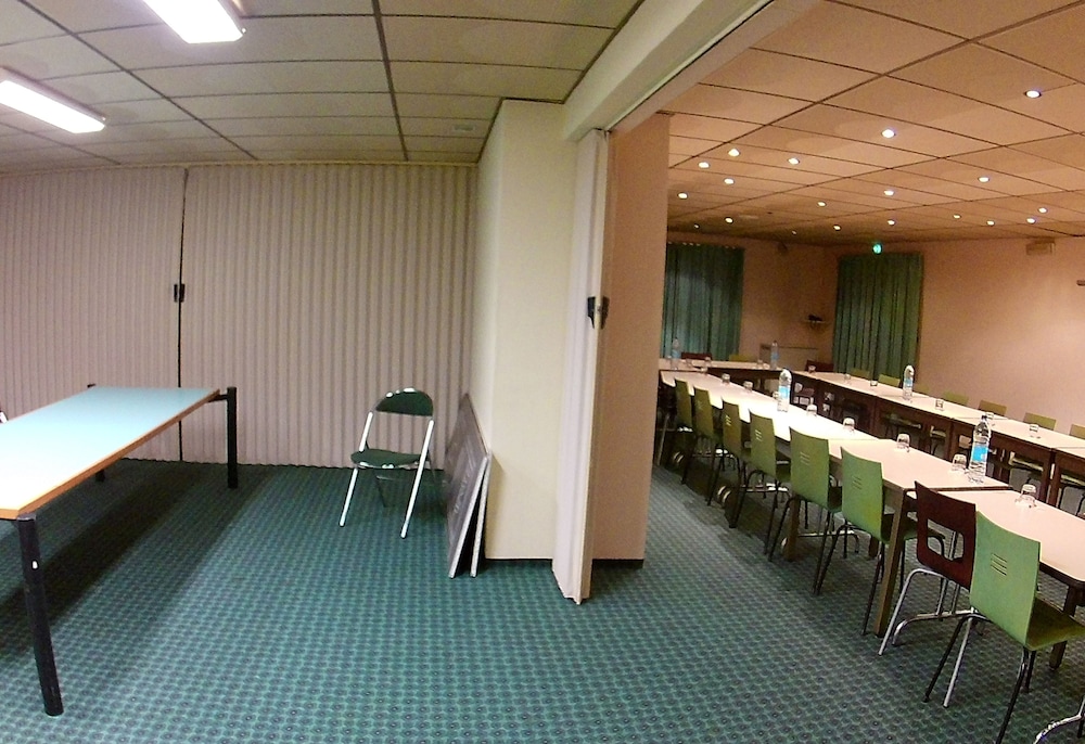 Ibis Saint Brieuc Yffiniac 37/68