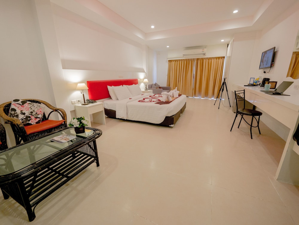 Armoni Patong Beach Hotel 50/78