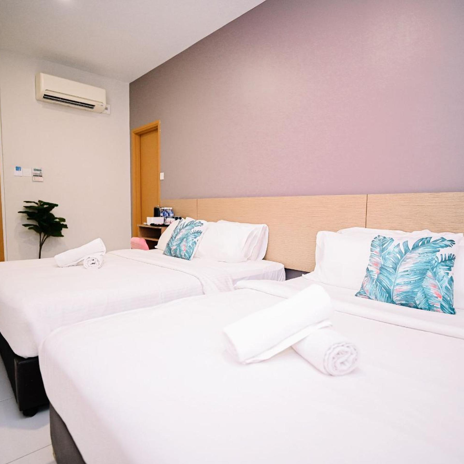 Harbour Hotel 8/42
