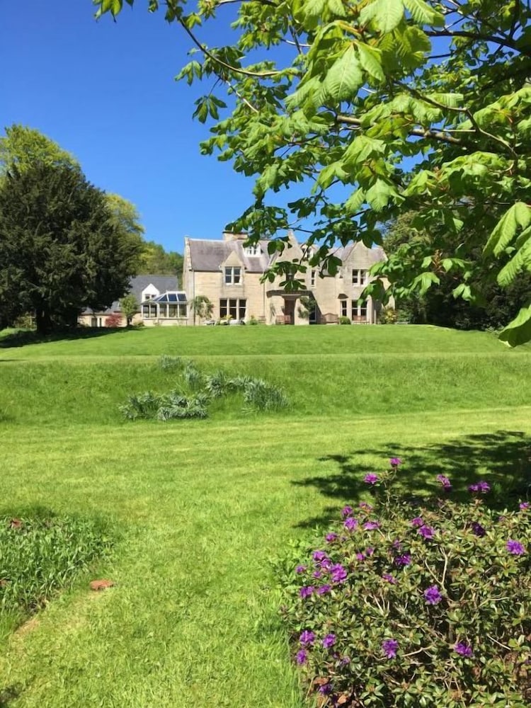 Whitchester Christian Guest House 45/50