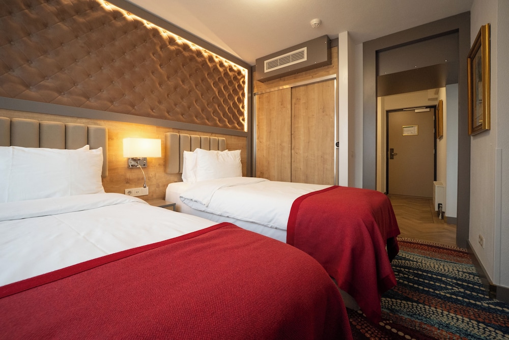 PREMIUM, MULTIPLE BEDS
