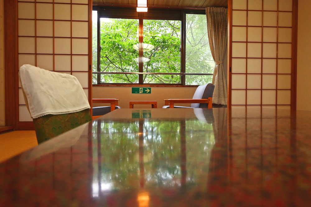 Traditional, 5 Futon Beds, Mountain View, Private Bathroom, Tatami