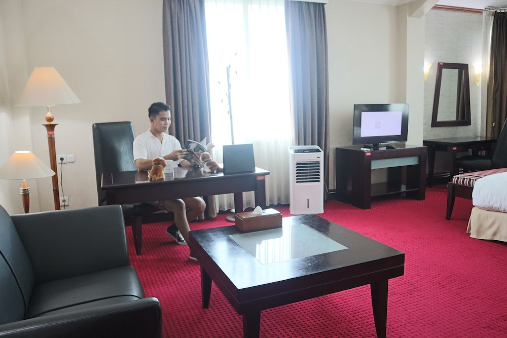 Swiss-Belhotel Tarakan 38/63