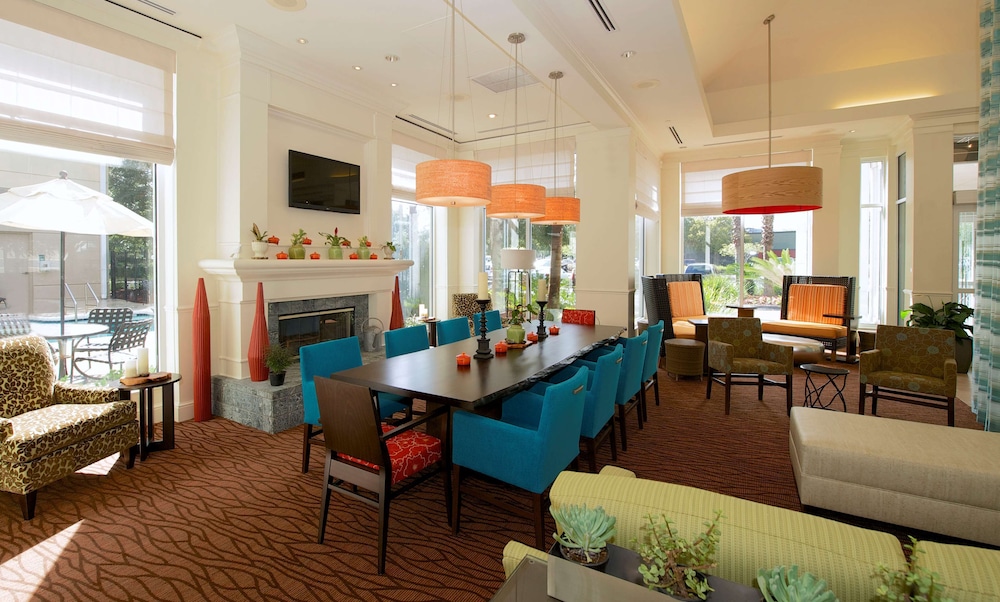 Hilton Garden Inn Jacksonville JTB/Deerwood Park 46/64