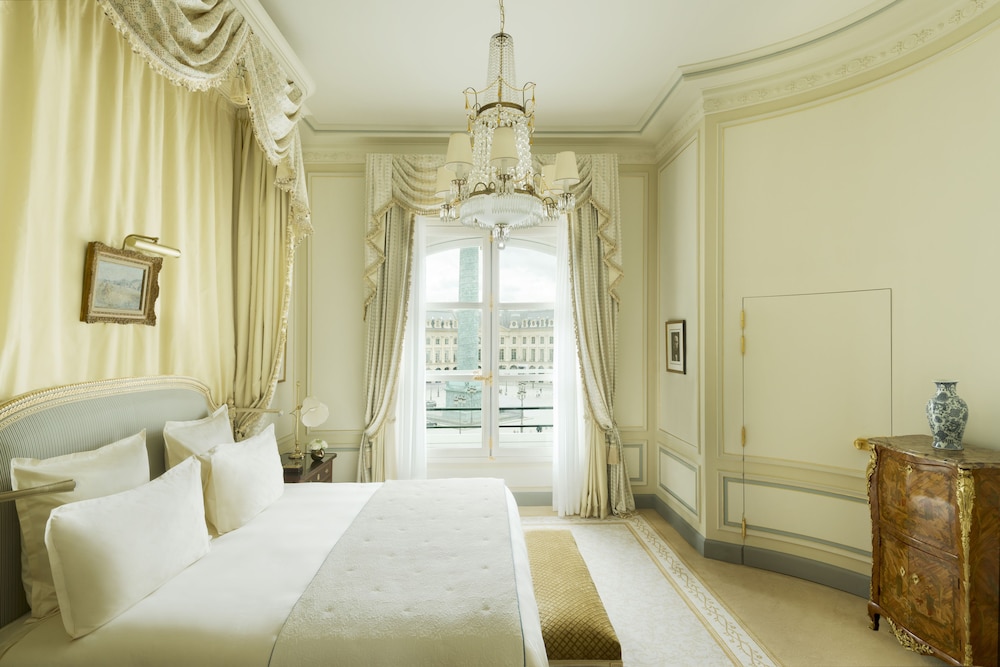 Ritz Paris 17/86