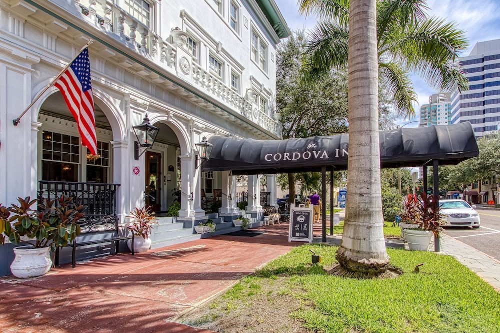 Cordova Inn 53/56