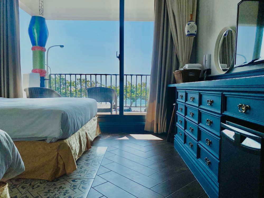 Mini Summer Hostel 24/50
