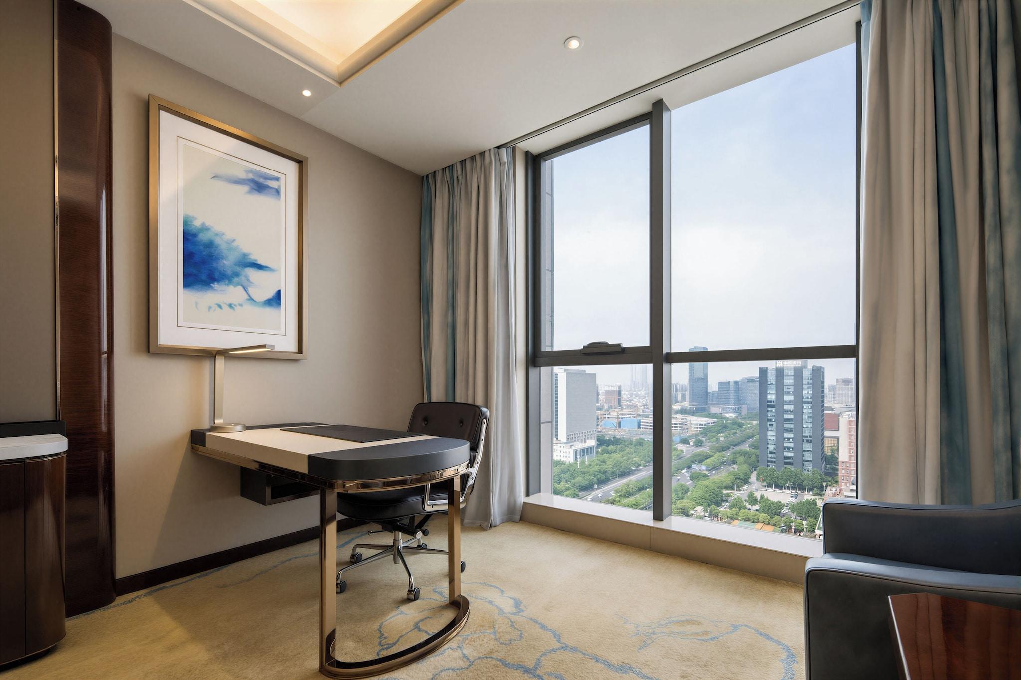 Aloft Zhengzhou Zhengdong New District 57/66