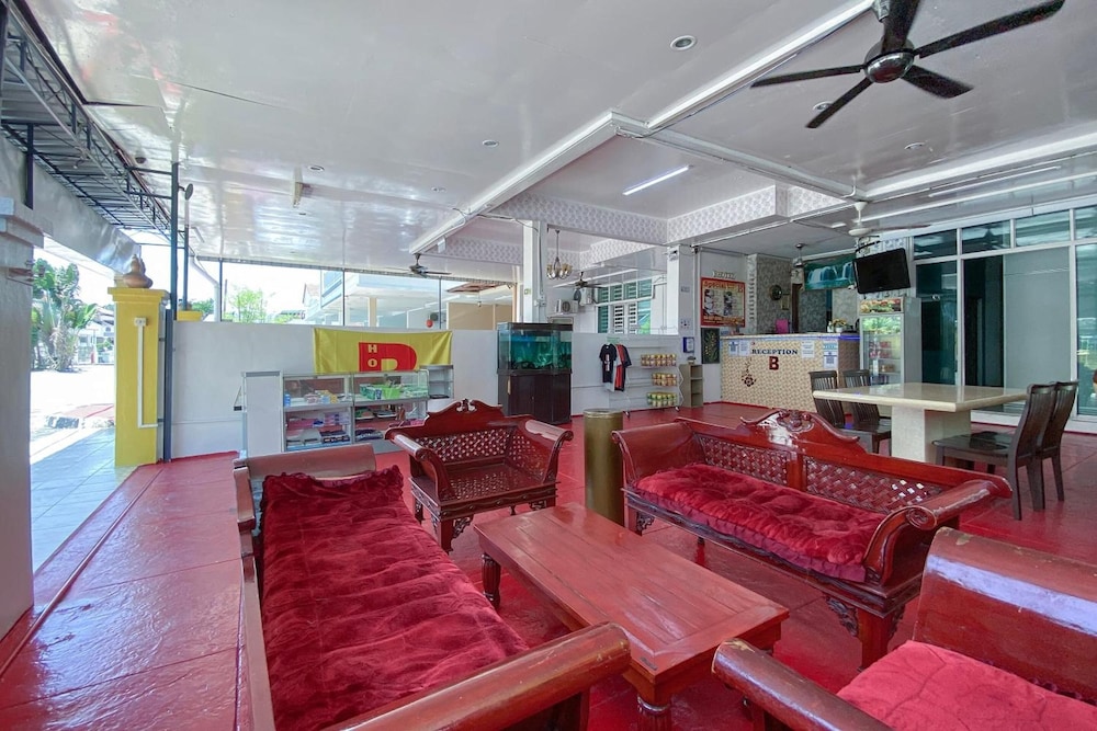 OYO 89540 B Hotel Penang 40/56