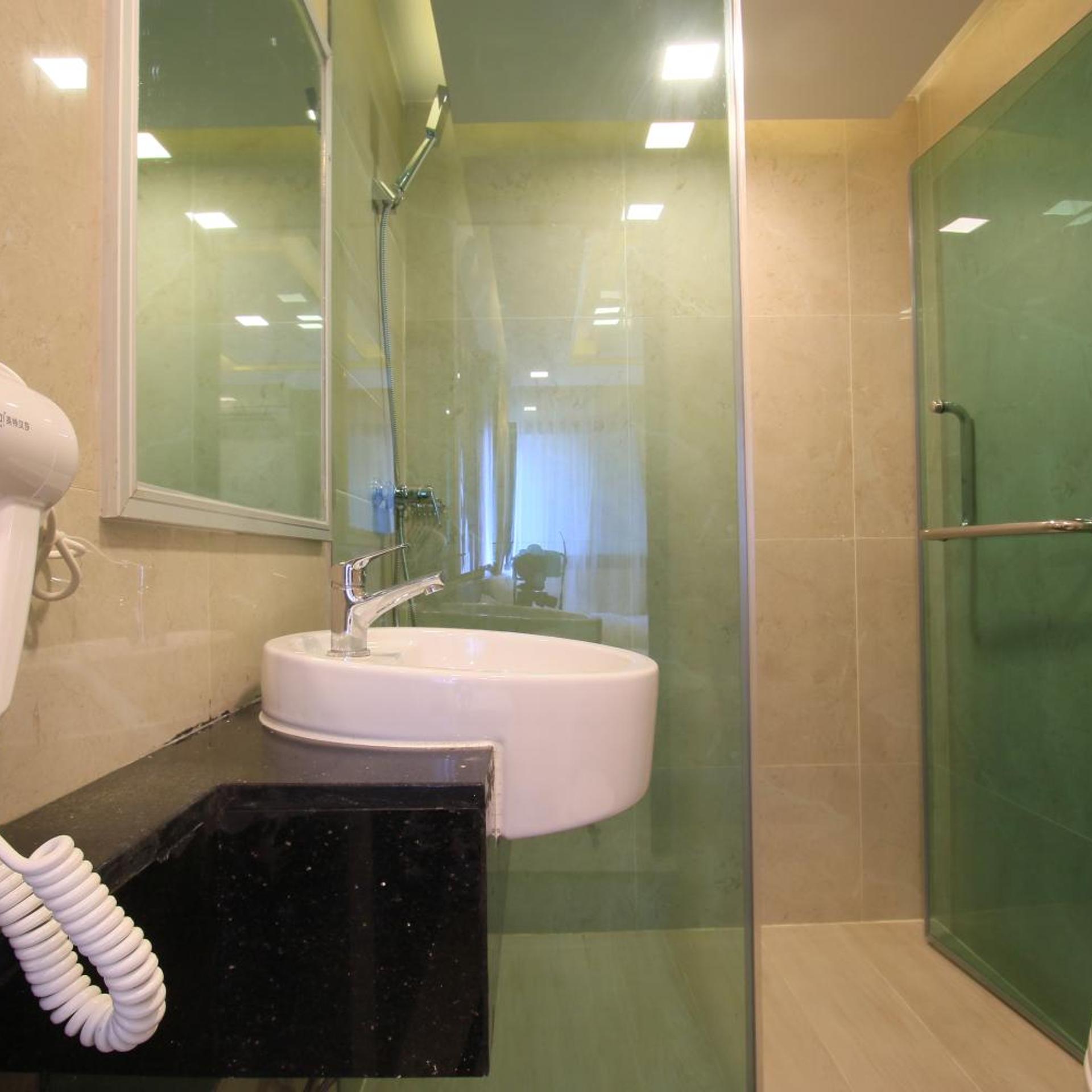 غرفة ديلوكس بسرير كينج، Pratunam Atrium Hotel 6/6