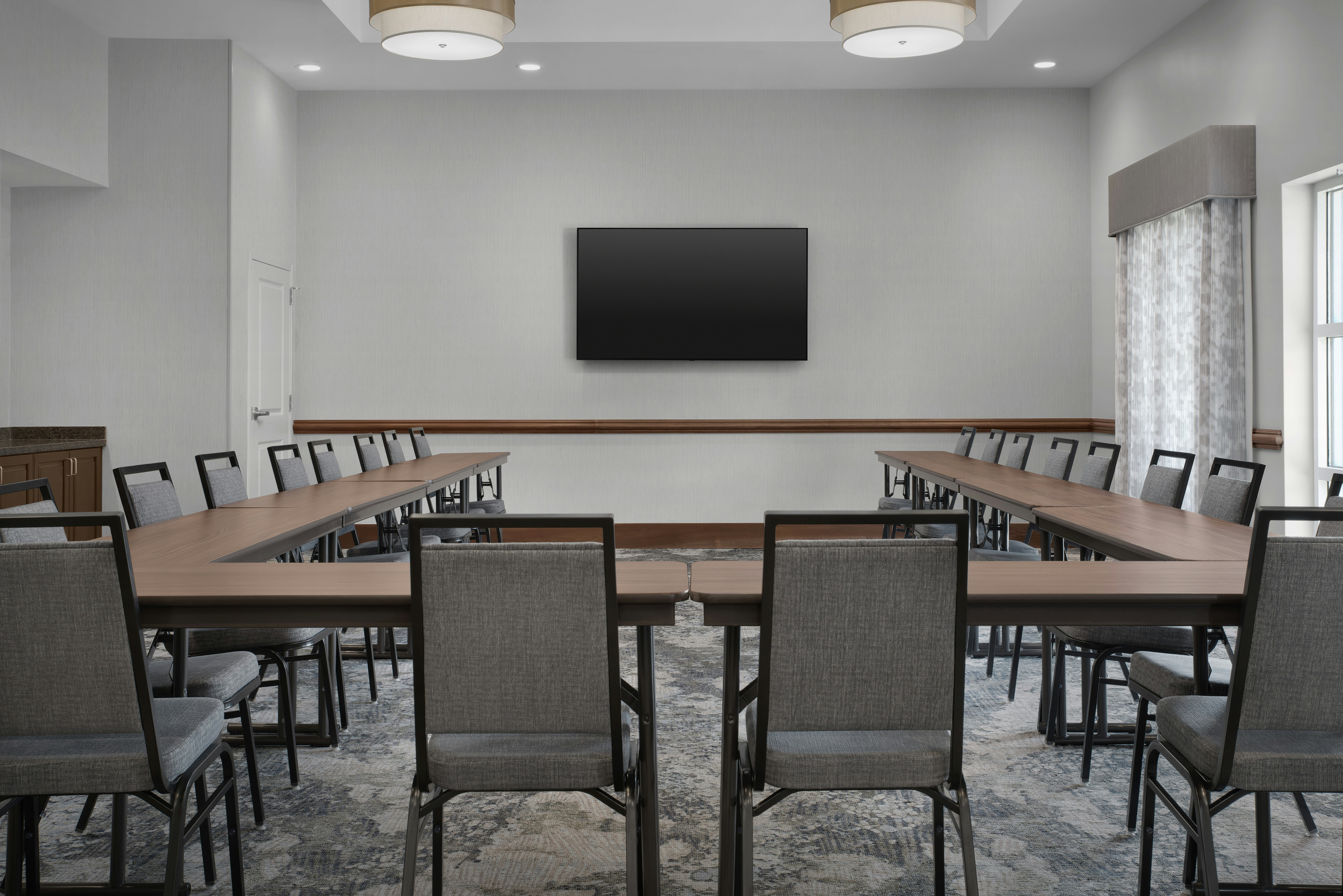 Hampton Inn and Suites Vero Beach Downtown 38/45