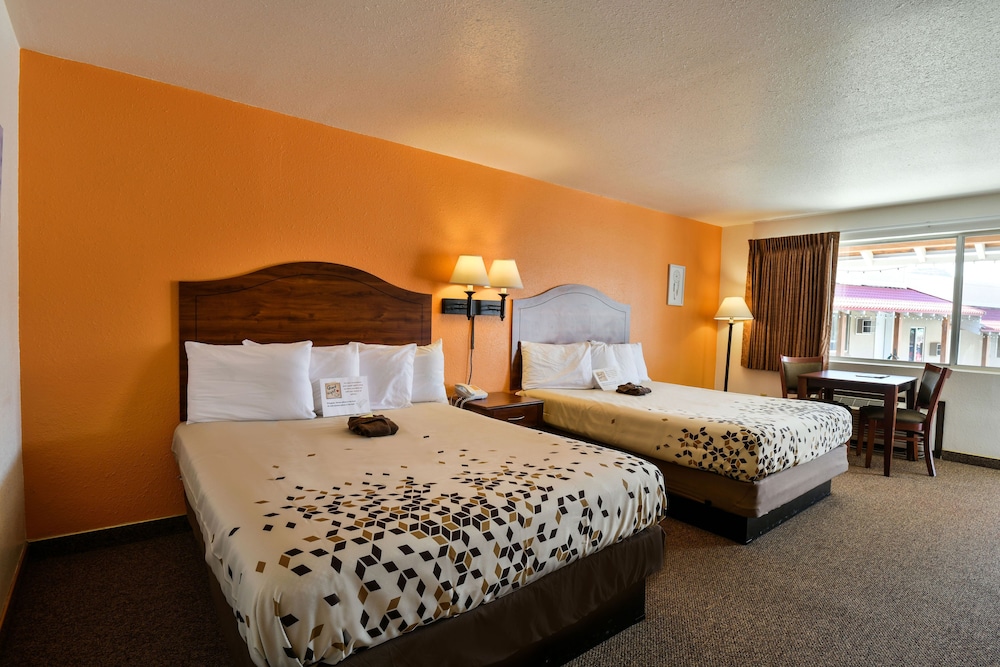 Adventure Inn & Motel 9/43