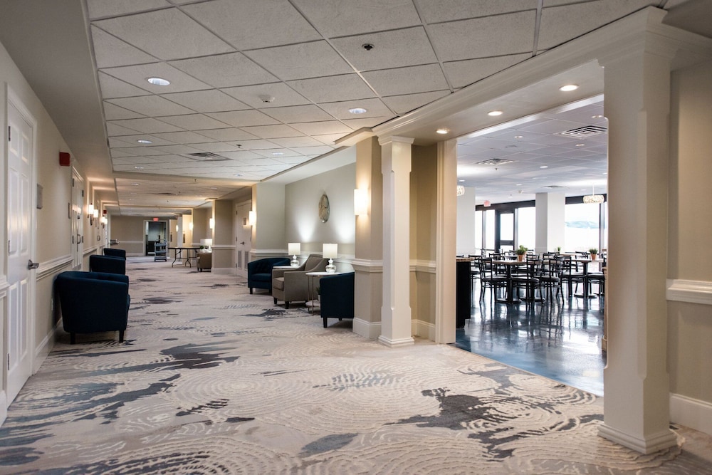 Shell Island Resort - All Oceanfront Suites 54/68