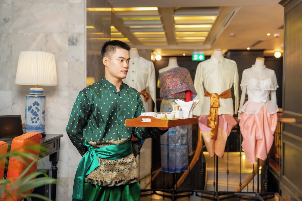 Akara Bangkok Hotel 11/50