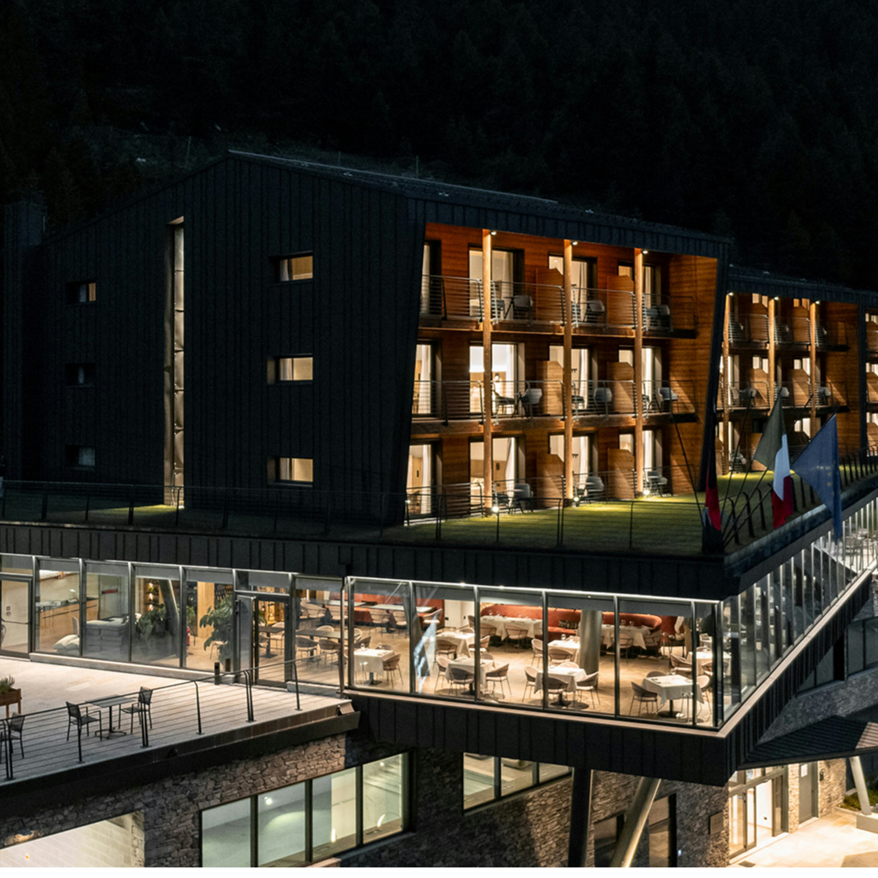 VRetreats Cervino The Alps in BREUIL - CERVINIA