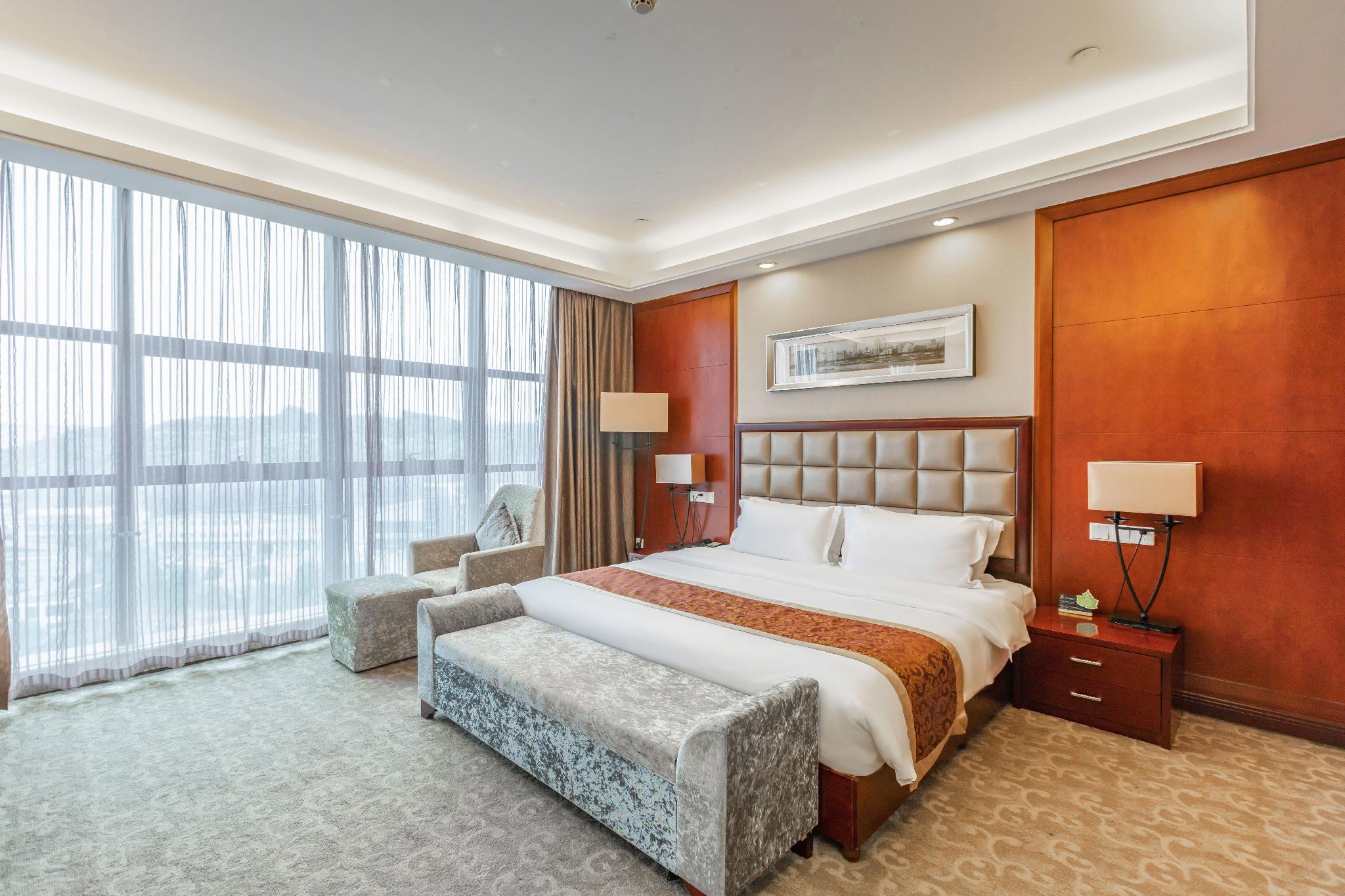 Guomao Hotel 14/35