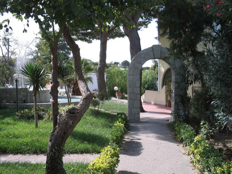 Albergo Villa Hibiscus 57/63