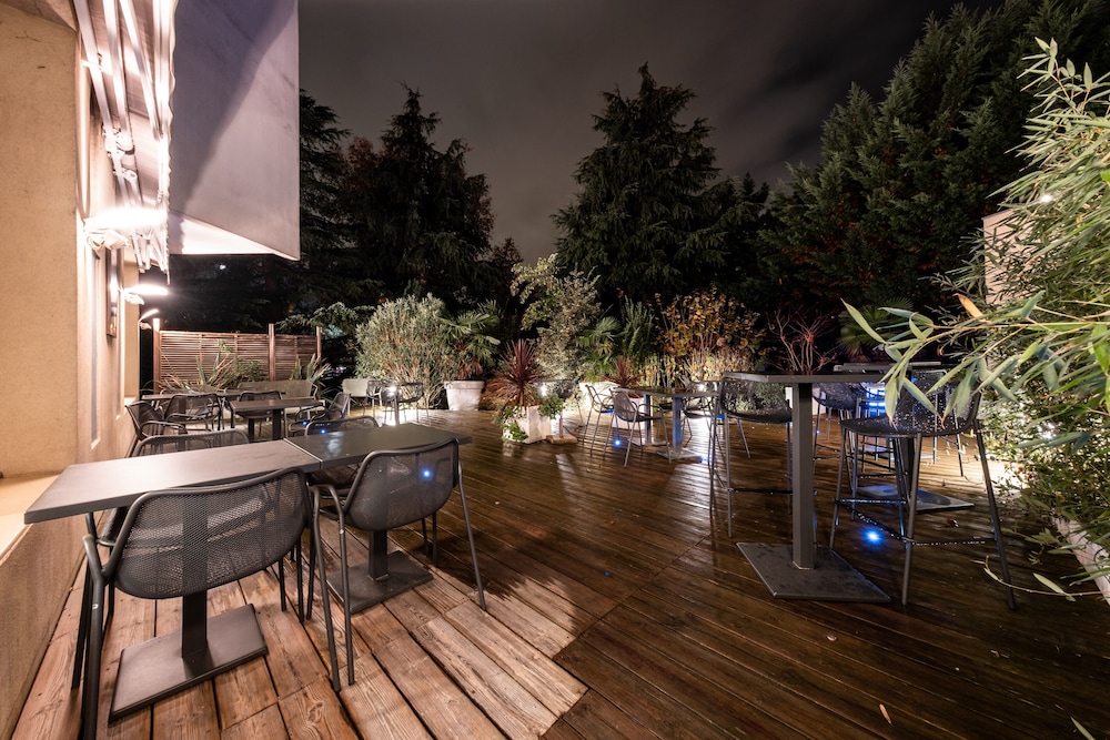Mercure Grenoble Meylan 22/46
