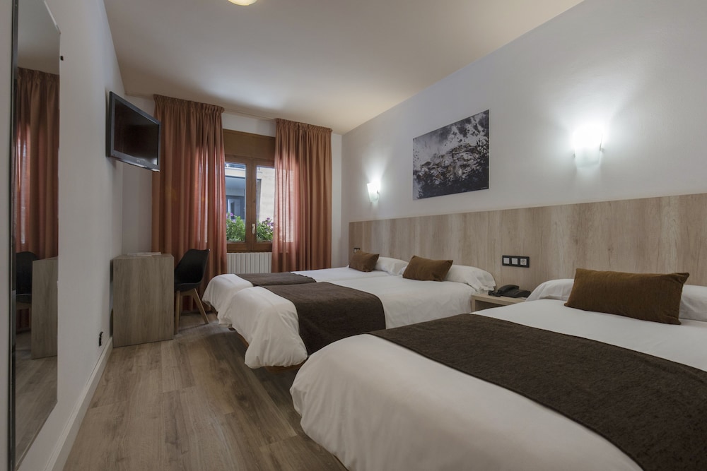 Marco Polo Hotel 17/64