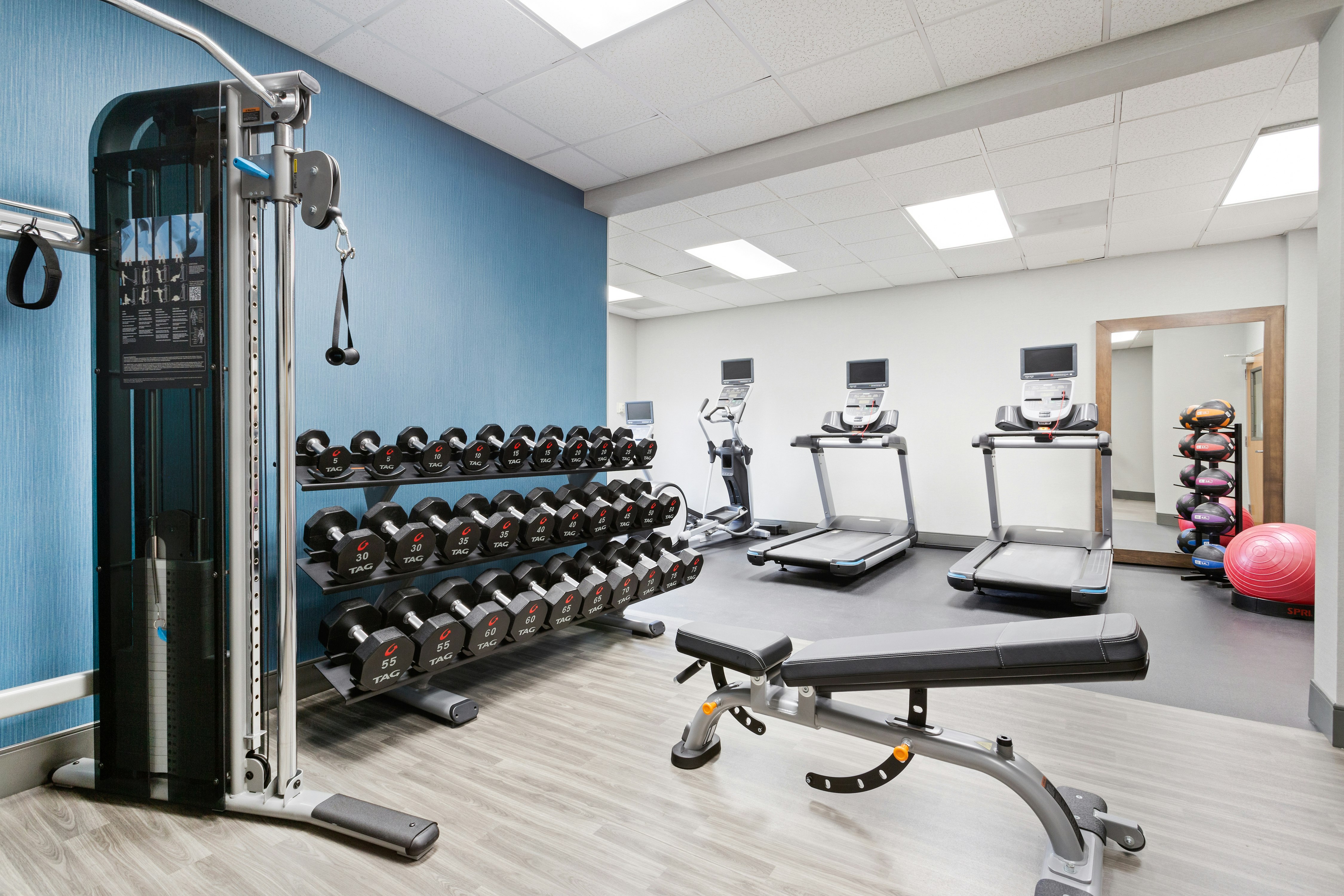 Hampton Inn And Suites Orlando International Drive North Fl 29/52