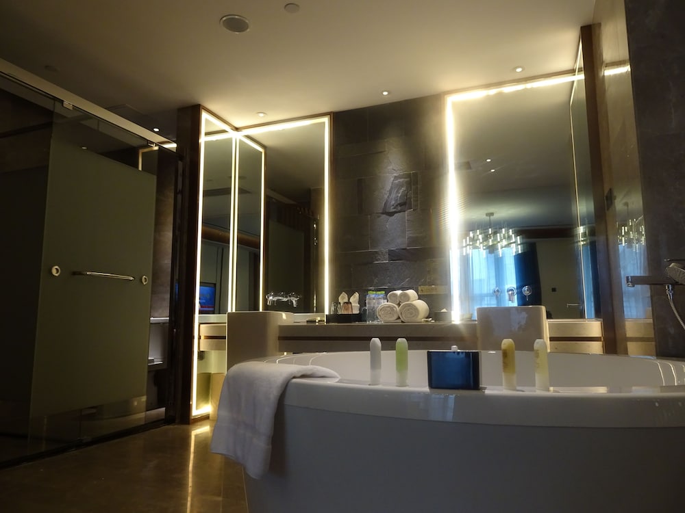 Wyndham Guilin Pingle 11/37